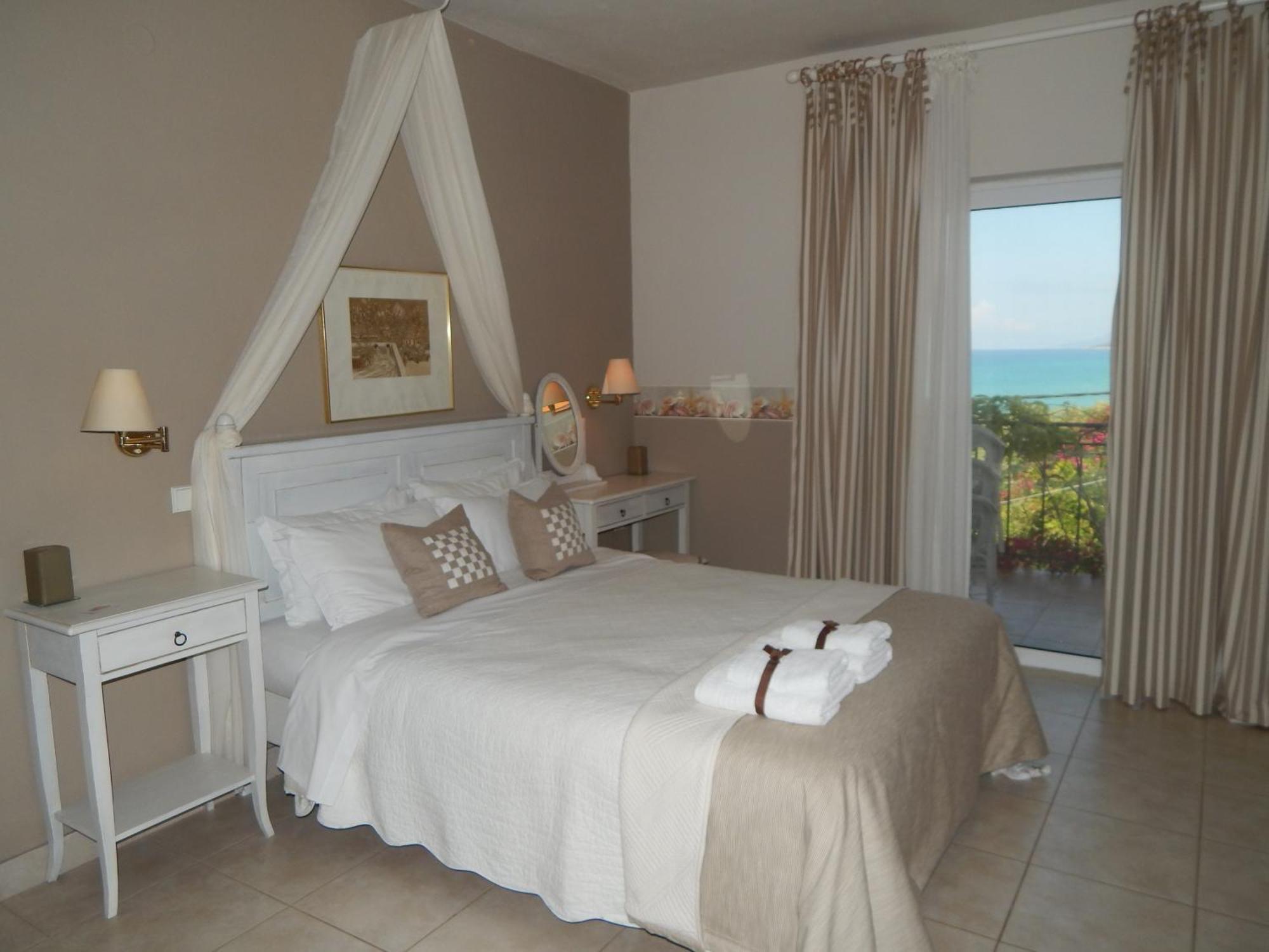 Palmina Mare Villa&Studios Paralia Vrachou Exterior foto