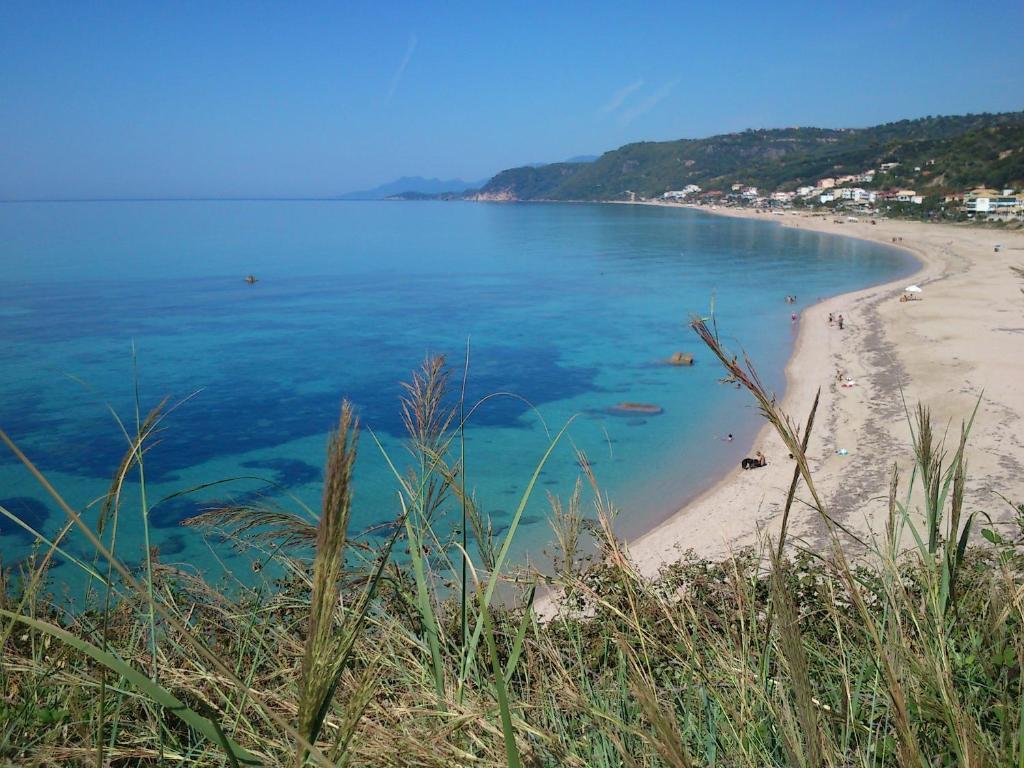 Palmina Mare Villa&Studios Paralia Vrachou Exterior foto