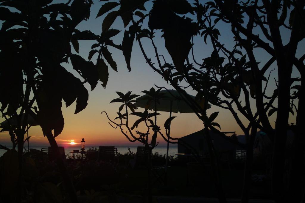 Palmina Mare Villa&Studios Paralia Vrachou Exterior foto